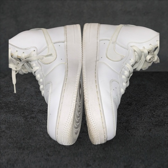 MSRP $130 Nike Air Force 1 High '07 Men's Shoes Sz 10 pre-owned Great condition - Picture 7 of 14